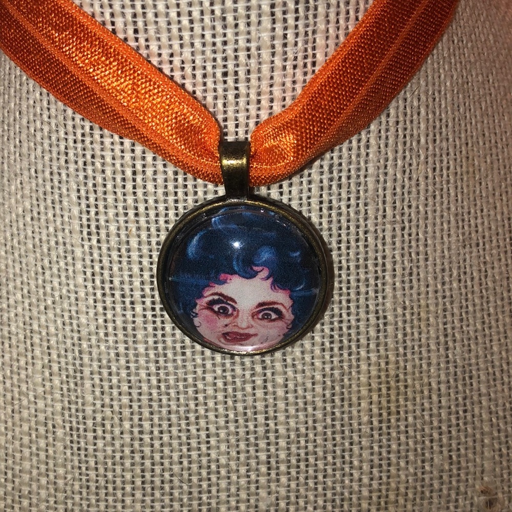 Hocus pocus chocker - Picture 2 of 2